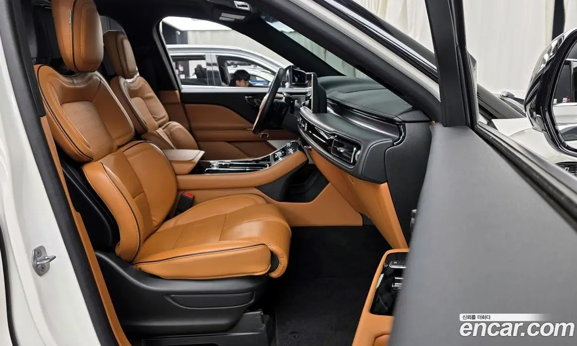 Lincoln Aviator 2023 3.0 автомат (гидро), фото 11 Lincoln Aviator 2023 3.0 автомат (гидро), фото 11