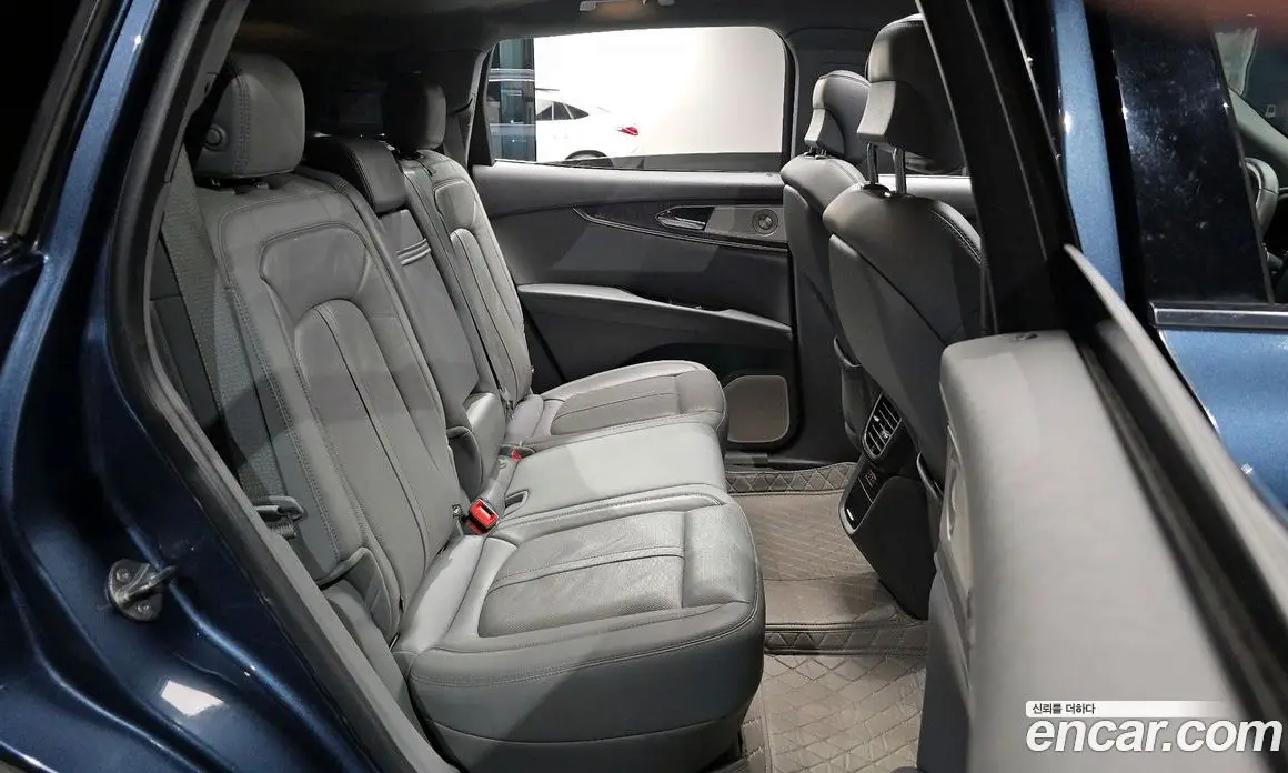 Lincoln Nautilus 2019 2.7 автомат (гидро), фото 12 Lincoln Nautilus 2019 2.7 автомат (гидро), фото 12