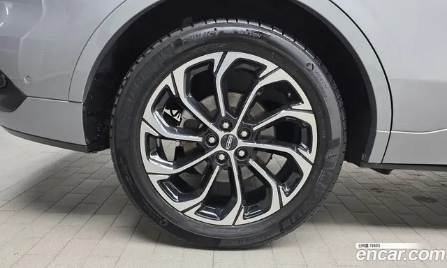 Lincoln Nautilus 2024 2.0 автомат (гидро), миниатюра 5 Lincoln Nautilus 2024 2.0 автомат (гидро), миниатюра 5