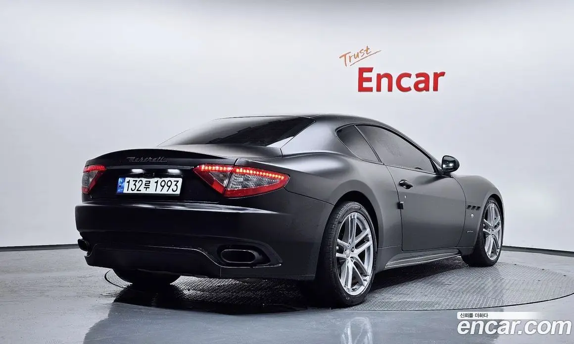 Maserati GranTurismo 2015 4.7 автомат (гидро), фото 2 Maserati GranTurismo 2015 4.7 автомат (гидро), фото 2