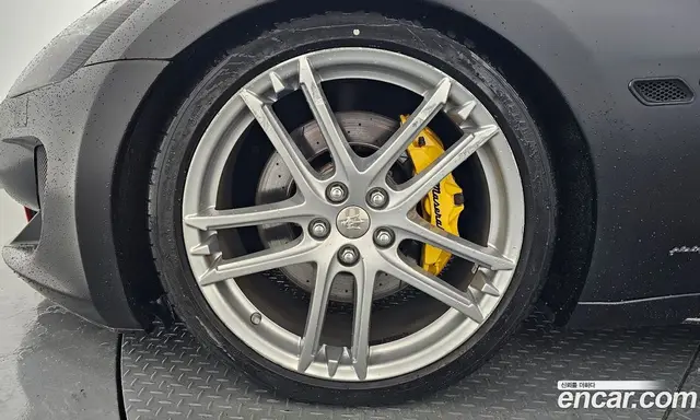 Maserati GranTurismo 2015 4.7 автомат (гидро), миниатюра 5 Maserati GranTurismo 2015 4.7 автомат (гидро), миниатюра 5