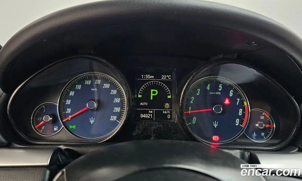 Maserati GranTurismo 2015 4.7 автомат (гидро), фото 8 Maserati GranTurismo 2015 4.7 автомат (гидро), фото 8