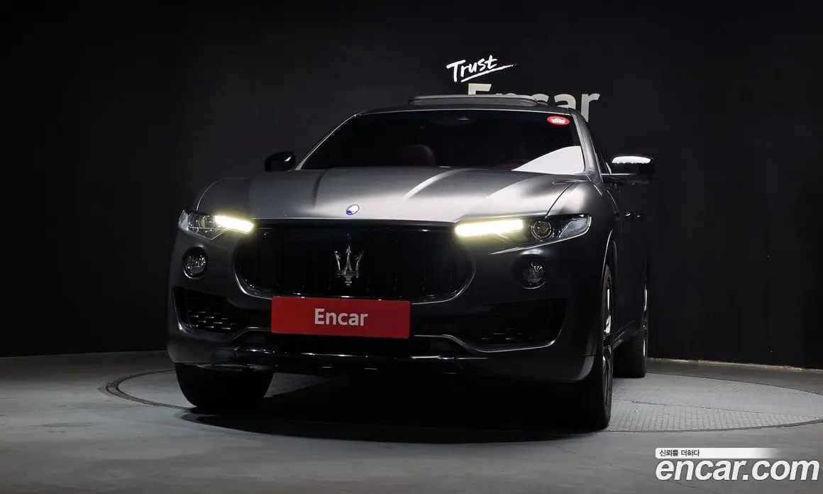 Maserati Levante 2017 3.0 автомат (гидро), фото 3 Maserati Levante 2017 3.0 автомат (гидро), фото 3
