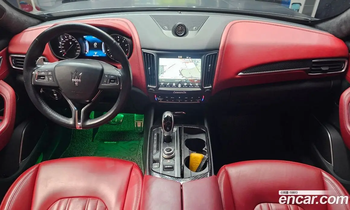 Maserati Levante 2017 3.0 автомат (гидро), фото 10 Maserati Levante 2017 3.0 автомат (гидро), фото 10