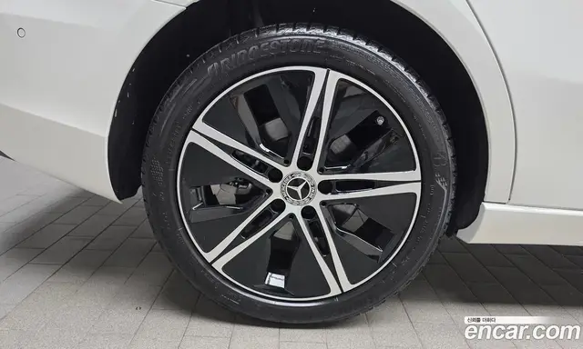 Mercedes-Benz A-Class 2025 2.0 автомат (гидро), миниатюра 4 Mercedes-Benz A-Class 2025 2.0 автомат (гидро), миниатюра 4