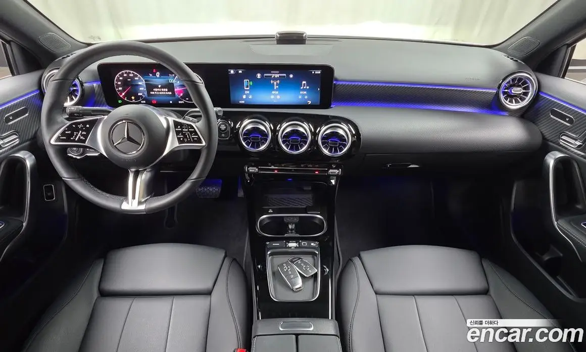 Mercedes-Benz A-Class 2025 2.0 автомат (гидро), фото 9 Mercedes-Benz A-Class 2025 2.0 автомат (гидро), фото 9