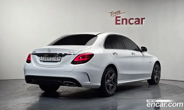 Mercedes-Benz C-Class 2020 2.0 автомат (гидро), миниатюра 2