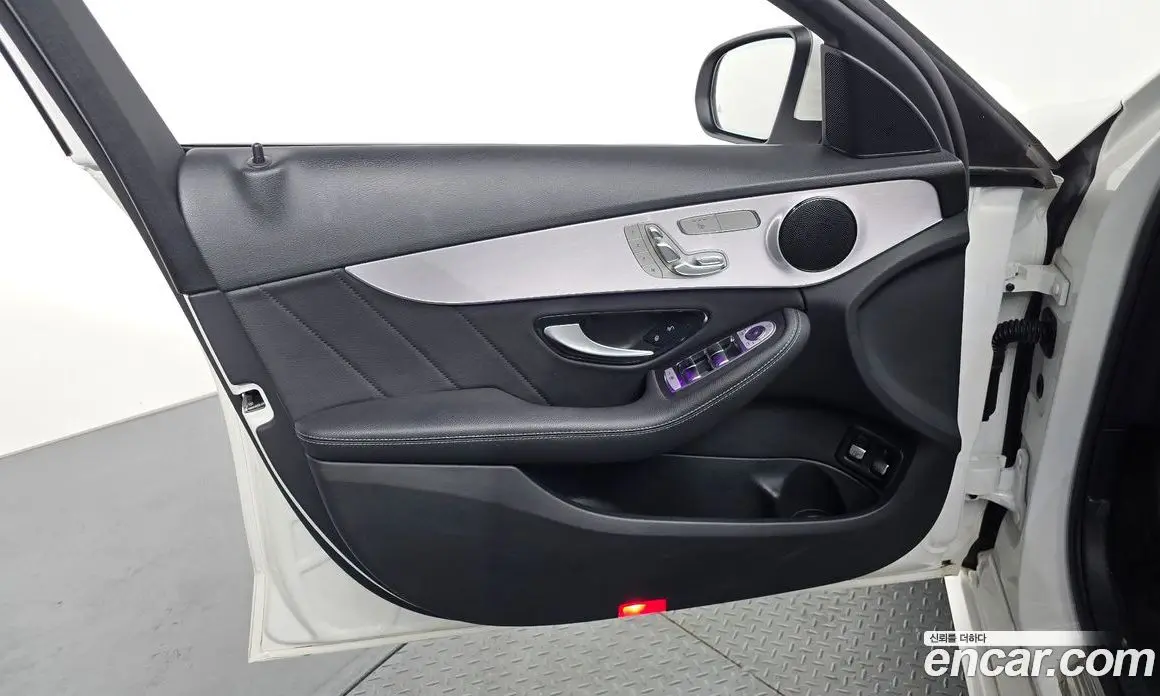 Mercedes-Benz C-Class 2020 2.0 автомат (гидро), фото 14