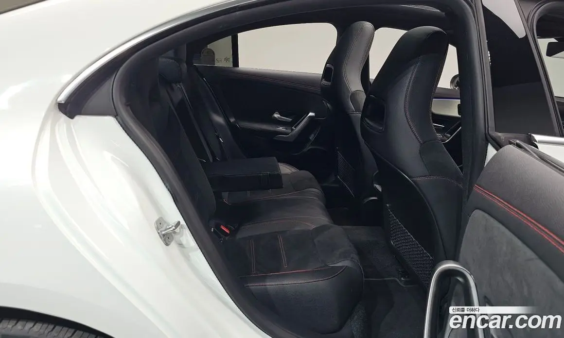 Mercedes-Benz CLA-Class 2025 2.0 автомат (гидро), фото 16