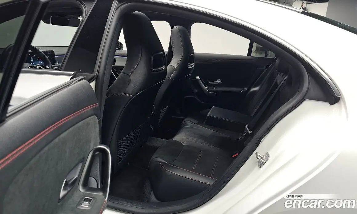 Mercedes-Benz CLA-Class 2025 2.0 автомат (гидро), фото 17