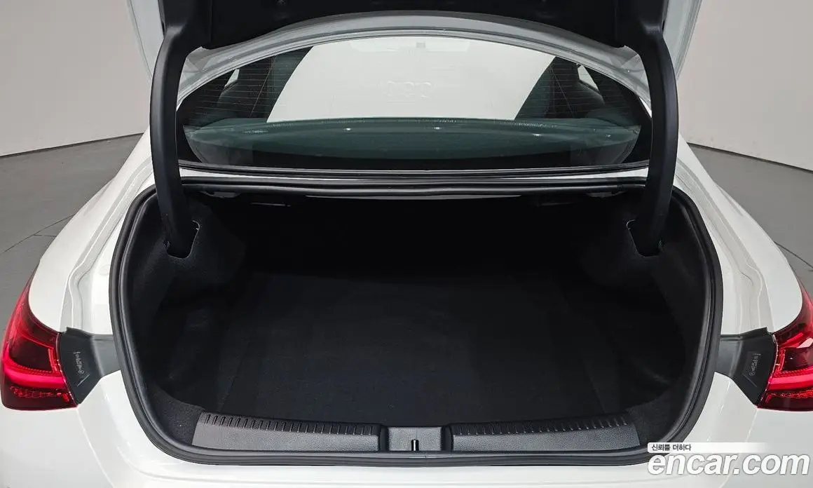 Mercedes-Benz CLA-Class 2025 2.0 автомат (гидро), фото 25