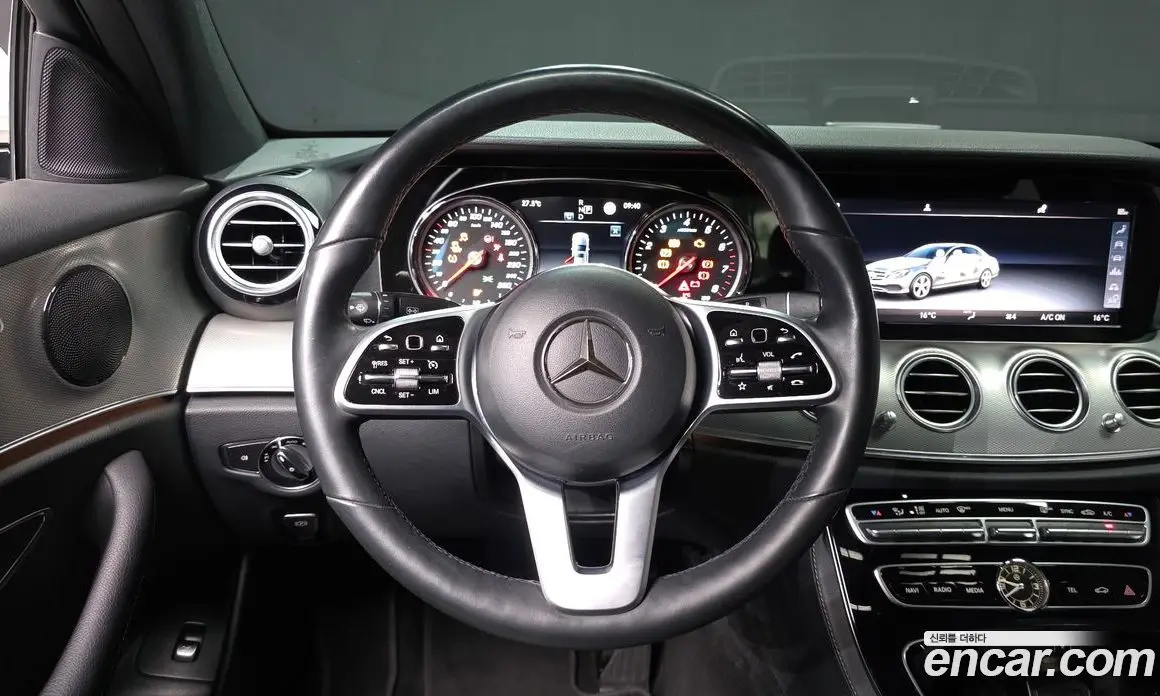 Mercedes-Benz E-Class 2018 2.0 автомат (гидро), фото 13 Mercedes-Benz E-Class 2018 2.0 автомат (гидро), фото 13