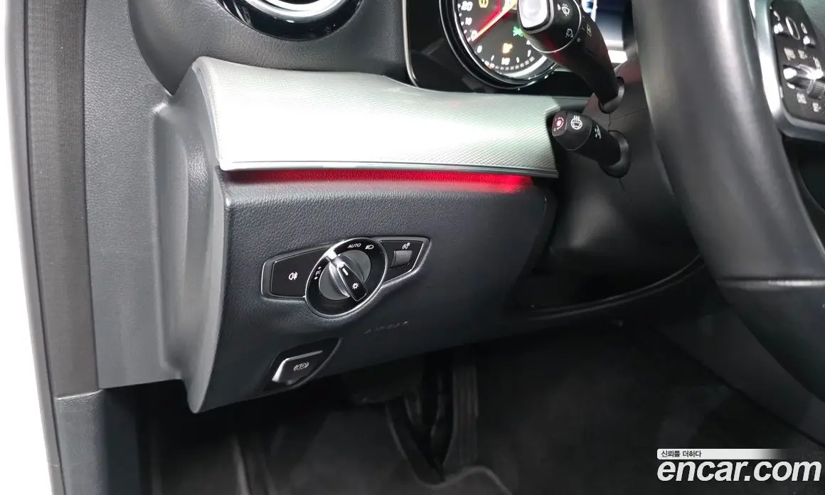 Mercedes-Benz E-Class 2018 2.0 автомат (гидро), фото 14 Mercedes-Benz E-Class 2018 2.0 автомат (гидро), фото 14