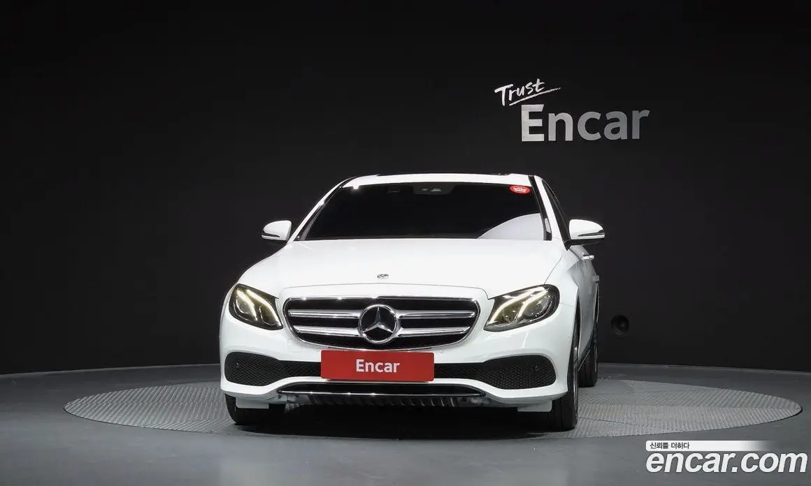 Mercedes-Benz E-Class 2018 2.0 автомат (гидро), фото 3 Mercedes-Benz E-Class 2018 2.0 автомат (гидро), фото 3