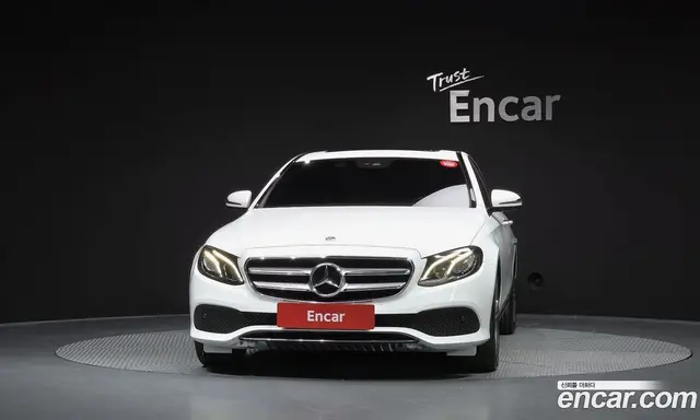 Mercedes-Benz E-Class 2018 2.0 автомат (гидро), миниатюра 3 Mercedes-Benz E-Class 2018 2.0 автомат (гидро), миниатюра 3