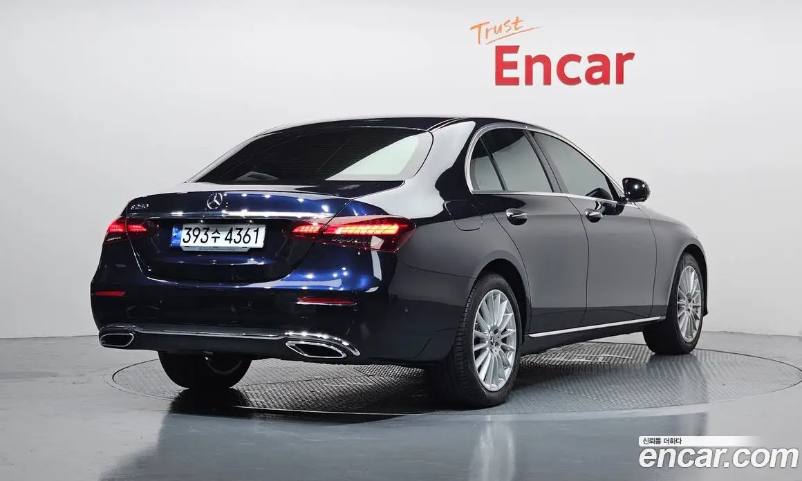 Mercedes-Benz E-Class 2022 2.0 автомат (гидро), фото 2 Mercedes-Benz E-Class 2022 2.0 автомат (гидро), фото 2