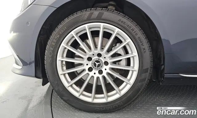 Mercedes-Benz E-Class 2022 2.0 автомат (гидро), миниатюра 5 Mercedes-Benz E-Class 2022 2.0 автомат (гидро), миниатюра 5