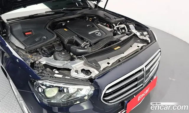 Mercedes-Benz E-Class 2022 2.0 автомат (гидро), миниатюра 6 Mercedes-Benz E-Class 2022 2.0 автомат (гидро), миниатюра 6
