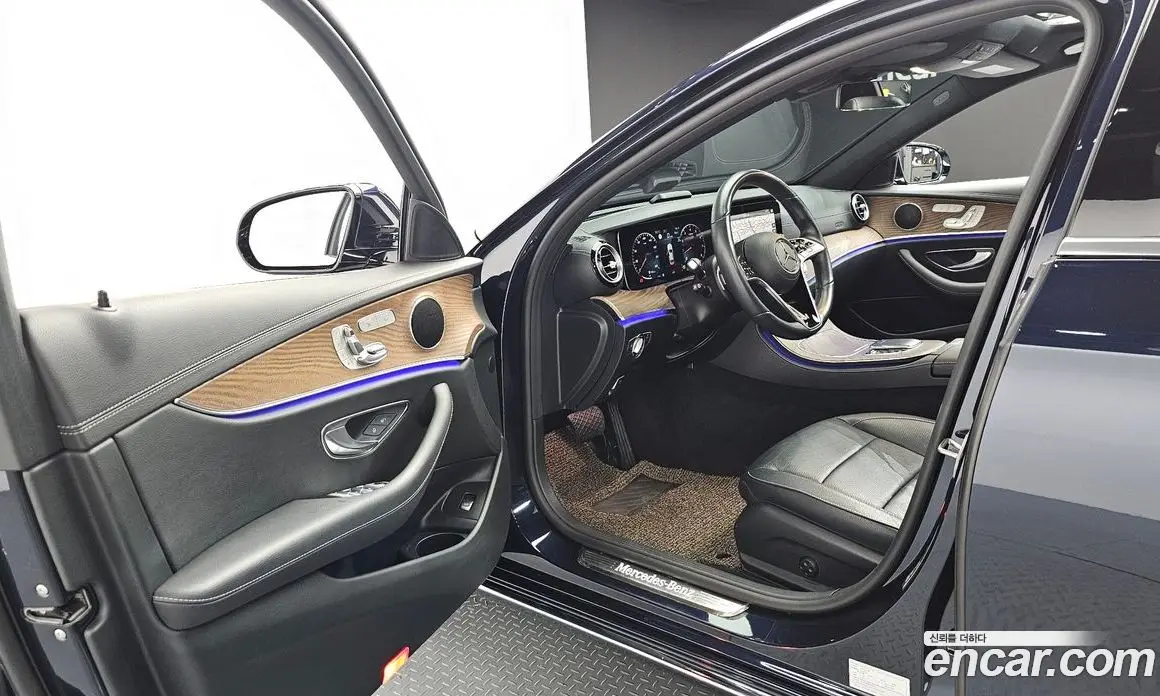 Mercedes-Benz E-Class 2022 2.0 автомат (гидро), фото 10 Mercedes-Benz E-Class 2022 2.0 автомат (гидро), фото 10