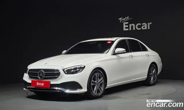Mercedes-Benz E-Class 2023 2.0 автомат (гидро), миниатюра 1 Mercedes-Benz E-Class 2023 2.0 автомат (гидро), миниатюра 1