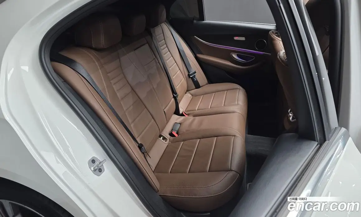 Mercedes-Benz E-Class 2023 2.0 автомат (гидро), фото 17 Mercedes-Benz E-Class 2023 2.0 автомат (гидро), фото 17