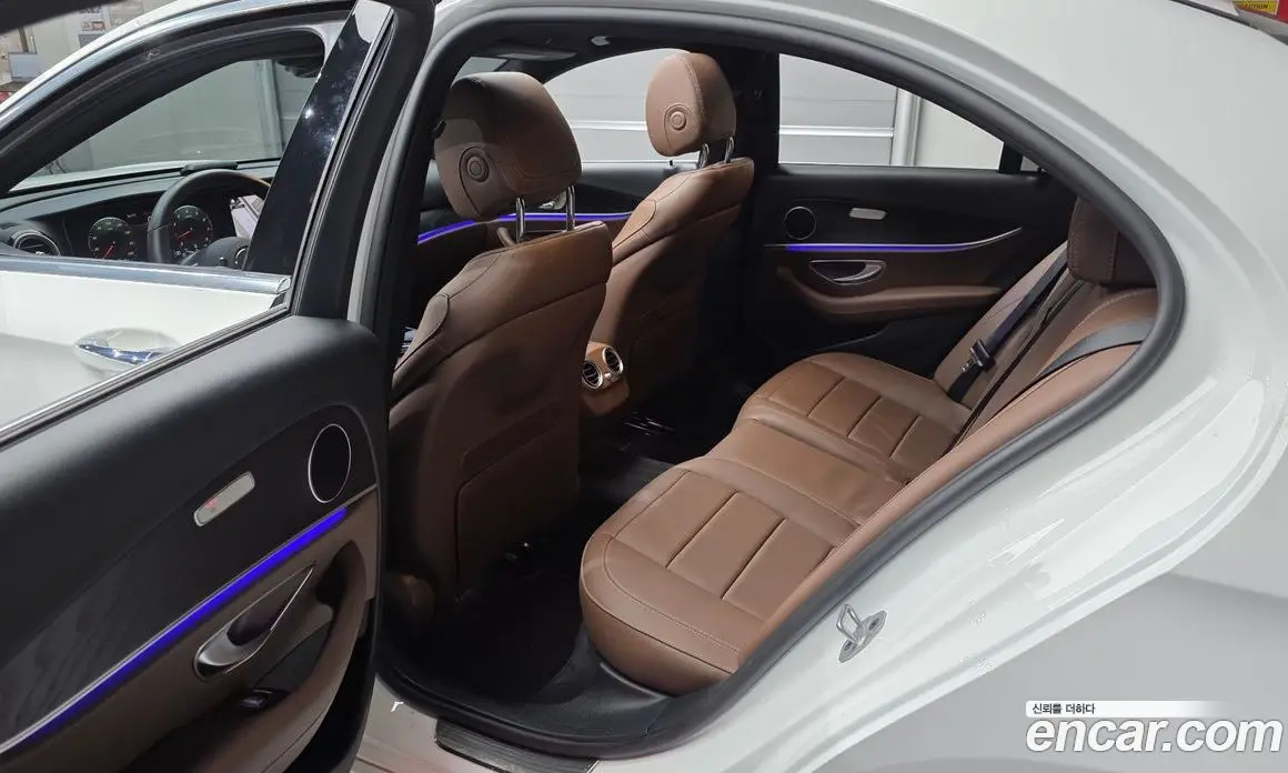 Mercedes-Benz E-Class 2023 2.0 автомат (гидро), фото 18 Mercedes-Benz E-Class 2023 2.0 автомат (гидро), фото 18
