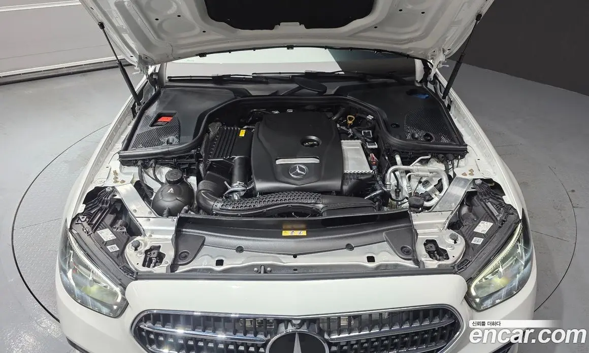 Mercedes-Benz E-Class 2023 2.0 автомат (гидро), фото 6 Mercedes-Benz E-Class 2023 2.0 автомат (гидро), фото 6