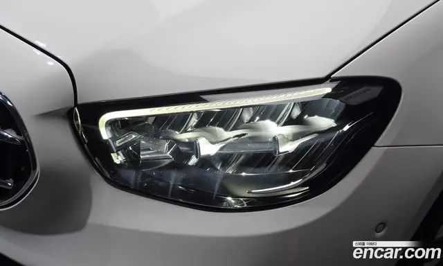 Mercedes-Benz E-Class 2023 2.0 автомат (гидро), миниатюра 8 Mercedes-Benz E-Class 2023 2.0 автомат (гидро), миниатюра 8