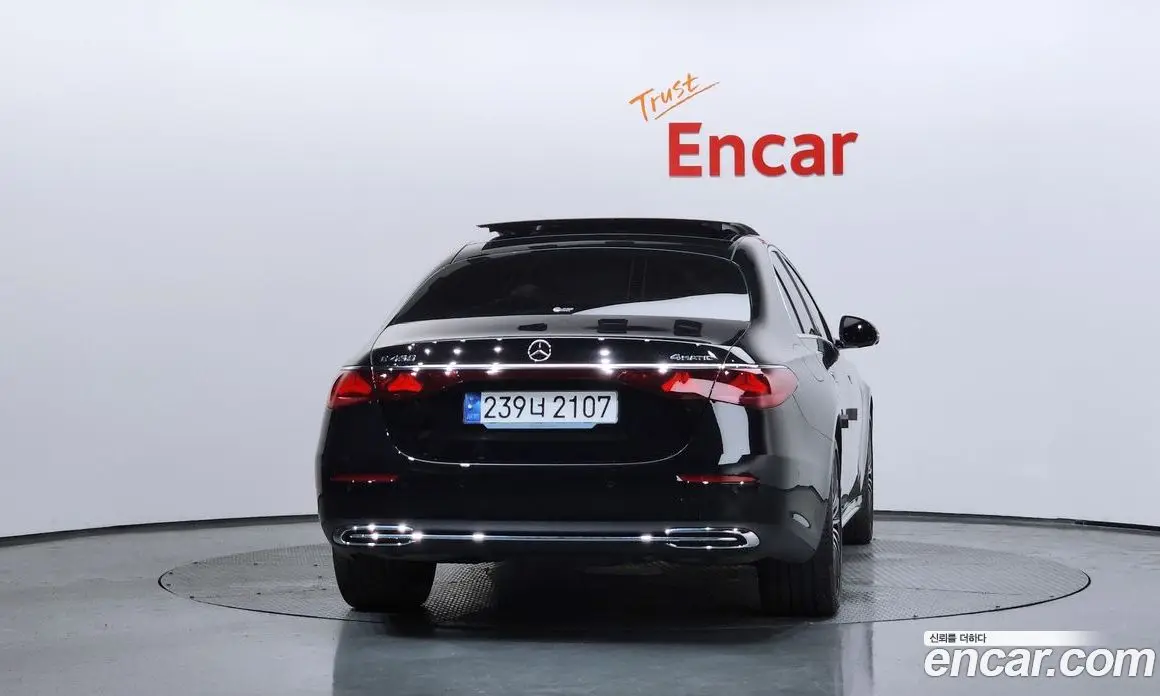 Mercedes-Benz E-Class 2024 3.0 автомат (гидро), фото 4