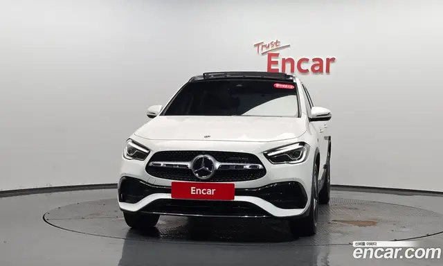 Mercedes-Benz GLA-Class 2020 2.0 автомат (гидро), миниатюра 2