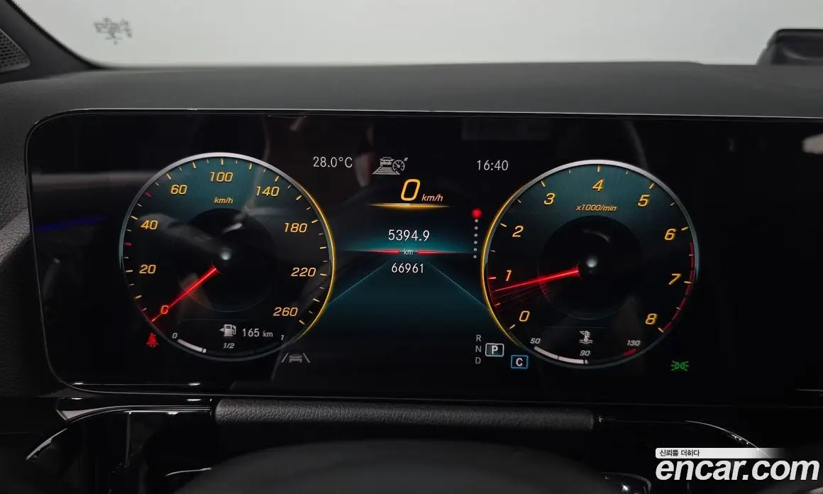 Mercedes-Benz GLA-Class 2020 2.0 автомат (гидро), фото 10