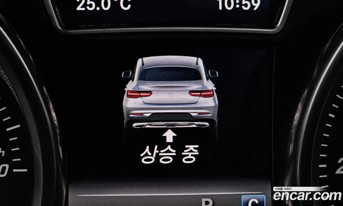 Mercedes-Benz GLE-Class 2017 3.0 автомат (гидро), фото 16 Mercedes-Benz GLE-Class 2017 3.0 автомат (гидро), фото 16