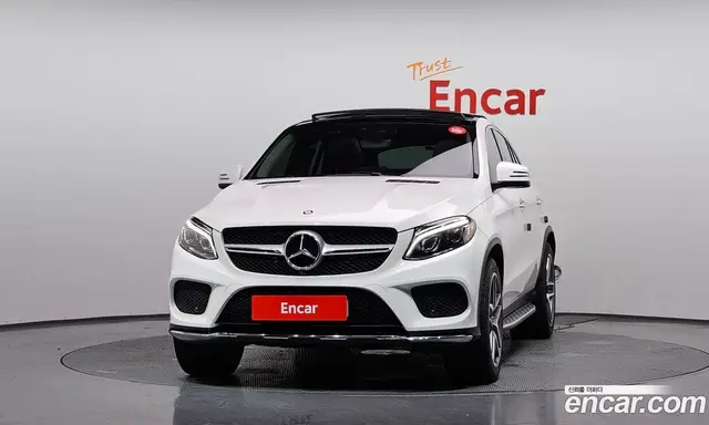 Mercedes-Benz GLE-Class 2017 3.0 автомат (гидро), миниатюра 3 Mercedes-Benz GLE-Class 2017 3.0 автомат (гидро), миниатюра 3