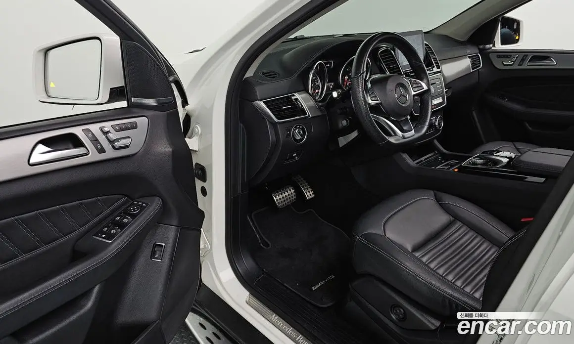 Mercedes-Benz GLE-Class 2017 3.0 автомат (гидро), фото 10 Mercedes-Benz GLE-Class 2017 3.0 автомат (гидро), фото 10