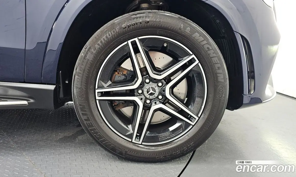 Mercedes-Benz GLE-Class 2020 3.0 автомат (гидро), фото 6 Mercedes-Benz GLE-Class 2020 3.0 автомат (гидро), фото 6