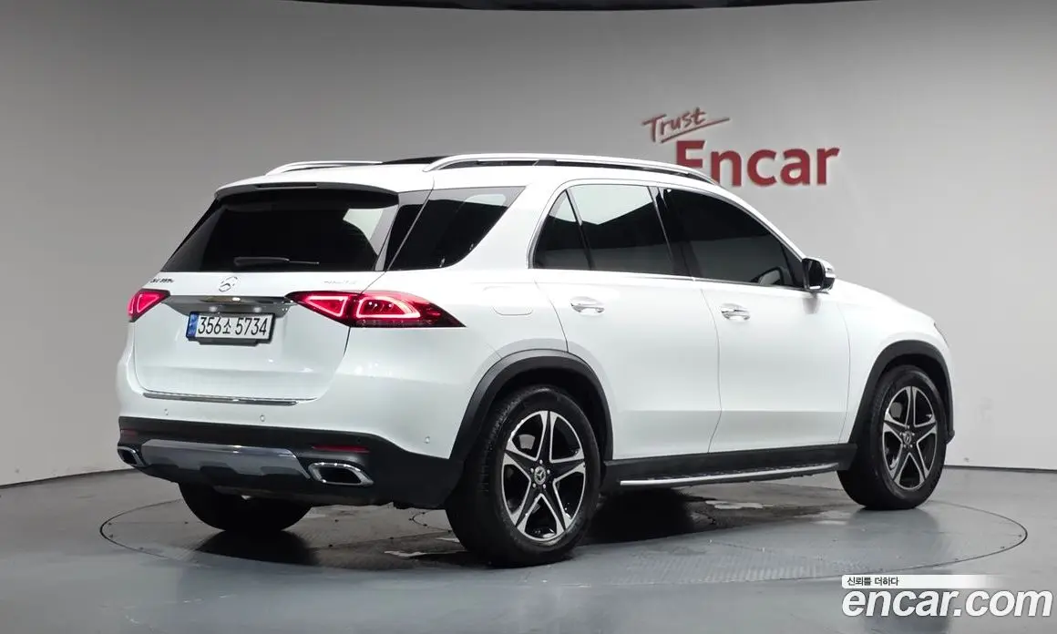 Mercedes-Benz GLE-Class 2022 2.0 автомат (гидро), фото 1 Mercedes-Benz GLE-Class 2022 2.0 автомат (гидро), фото 1