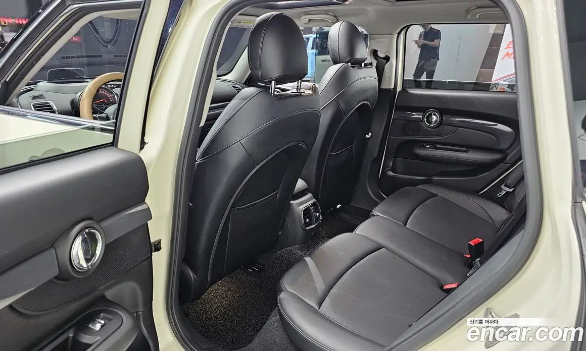 Mini Clubman 2018 2.0 автомат (гидро), фото 18 Mini Clubman 2018 2.0 автомат (гидро), фото 18