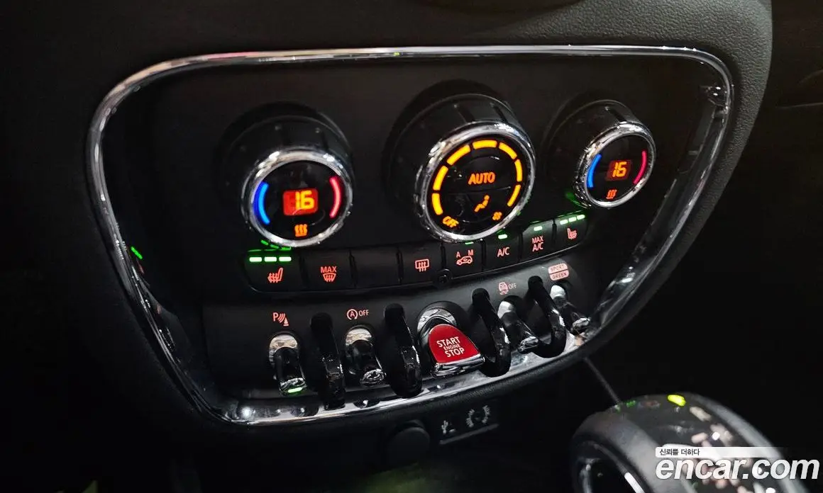 Mini Clubman 2018 2.0 автомат (гидро), фото 24 Mini Clubman 2018 2.0 автомат (гидро), фото 24