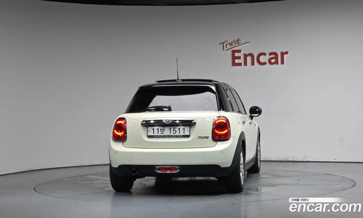 Mini Cooper 2015 1.5 автомат (гидро), фото 3 Mini Cooper 2015 1.5 автомат (гидро), фото 3