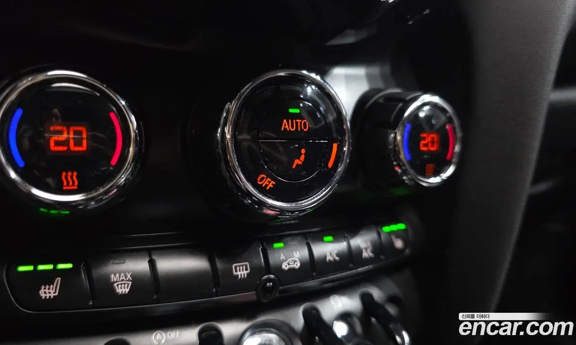 Mini Cooper 2015 1.5 автомат (гидро), фото 22 Mini Cooper 2015 1.5 автомат (гидро), фото 22