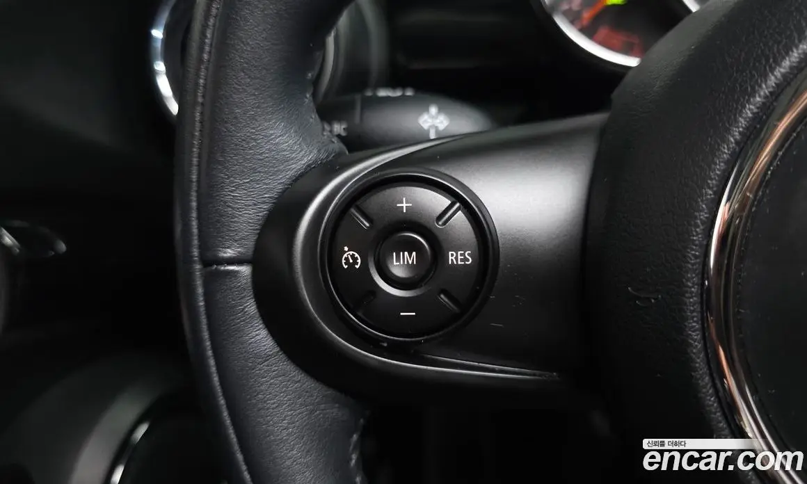Mini Cooper 2015 1.5 автомат (гидро), фото 23 Mini Cooper 2015 1.5 автомат (гидро), фото 23
