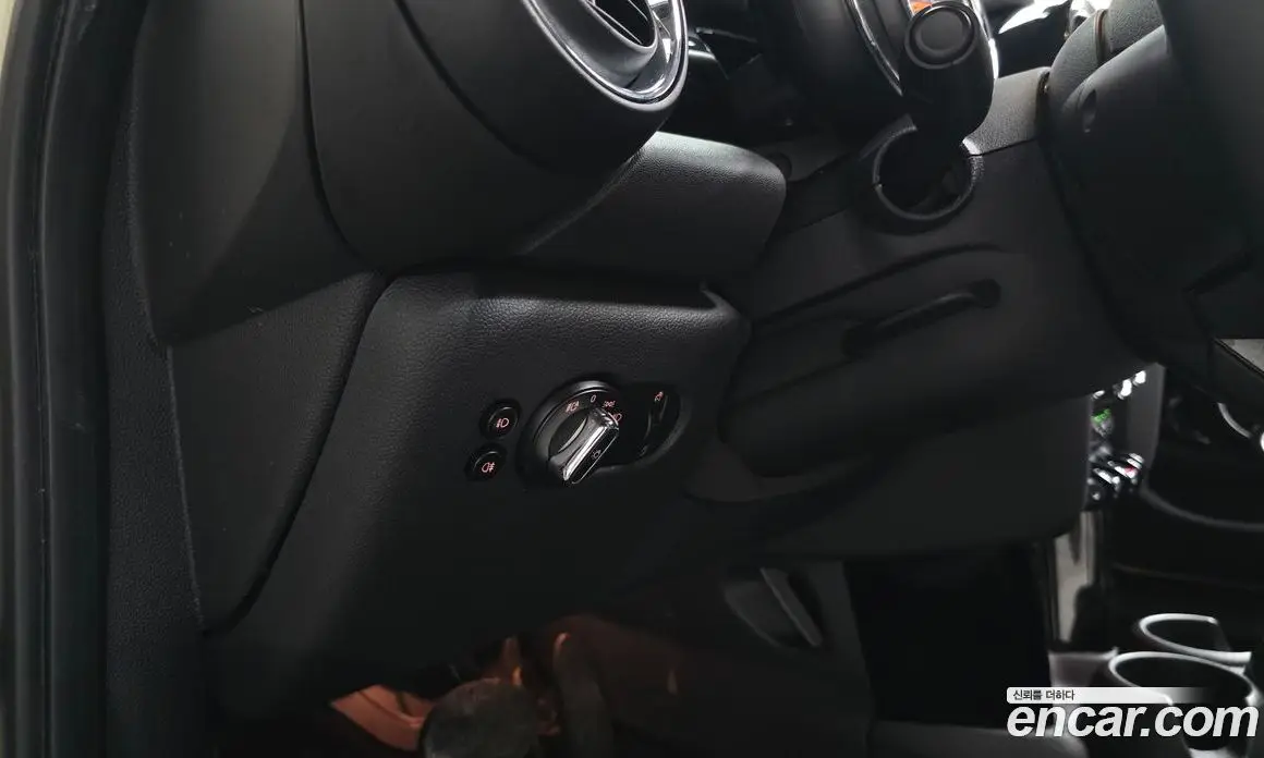 Mini Cooper 2015 1.5 автомат (гидро), фото 29 Mini Cooper 2015 1.5 автомат (гидро), фото 29
