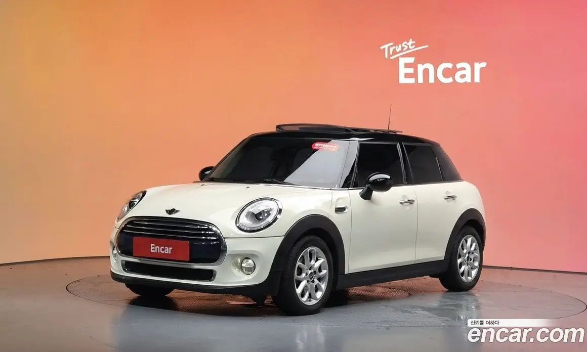 Mini Cooper 2015 1.5 автомат (гидро), фото 30 Mini Cooper 2015 1.5 автомат (гидро), фото 30