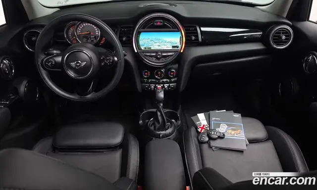 Mini Cooper 2015 1.5 автомат (гидро), миниатюра 9 Mini Cooper 2015 1.5 автомат (гидро), миниатюра 9