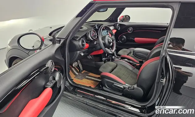 Mini Cooper 2017 2.0 автомат (гидро), миниатюра 12