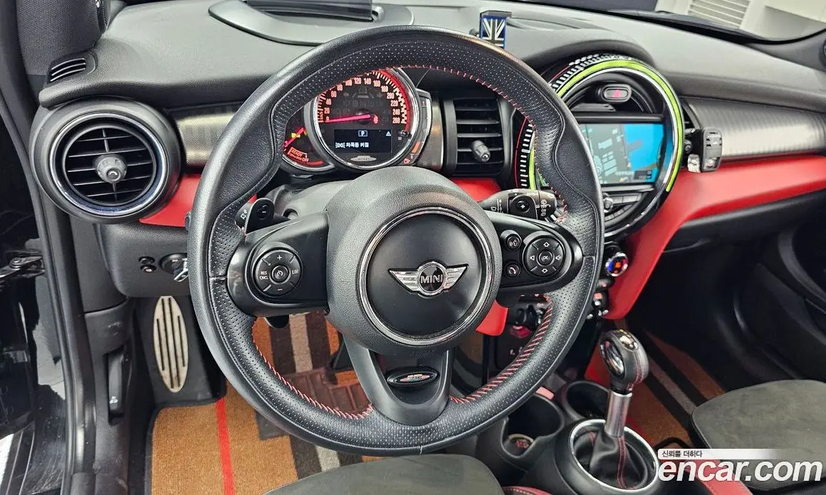 Mini Cooper 2017 2.0 автомат (гидро), фото 18 Mini Cooper 2017 2.0 автомат (гидро), фото 18