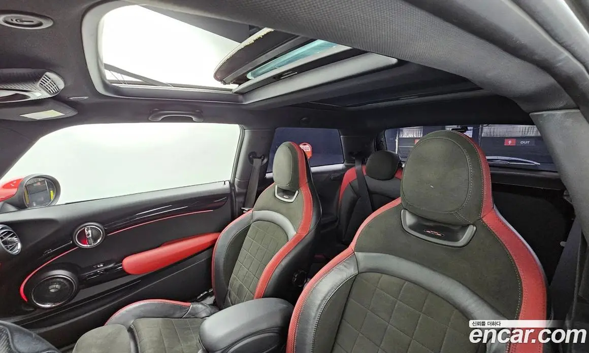 Mini Cooper 2017 2.0 автомат (гидро), фото 23 Mini Cooper 2017 2.0 автомат (гидро), фото 23