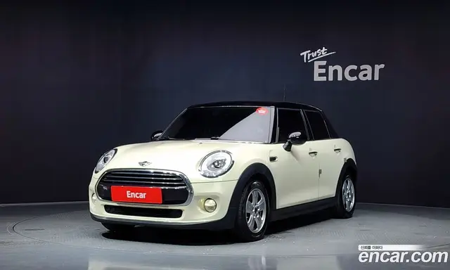 Mini Cooper 2018 1.5 автомат (гидро), миниатюра 1 Mini Cooper 2018 1.5 автомат (гидро), миниатюра 1