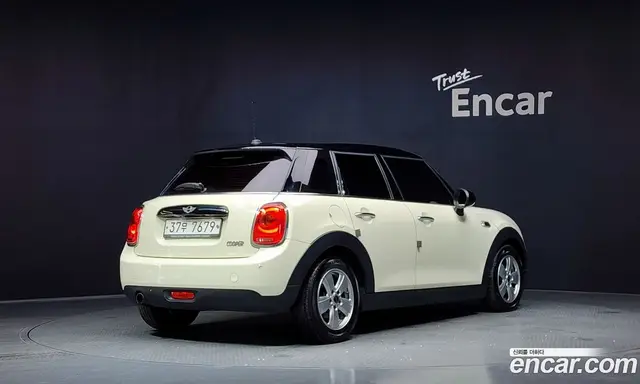 Mini Cooper 2018 1.5 автомат (гидро), миниатюра 2 Mini Cooper 2018 1.5 автомат (гидро), миниатюра 2