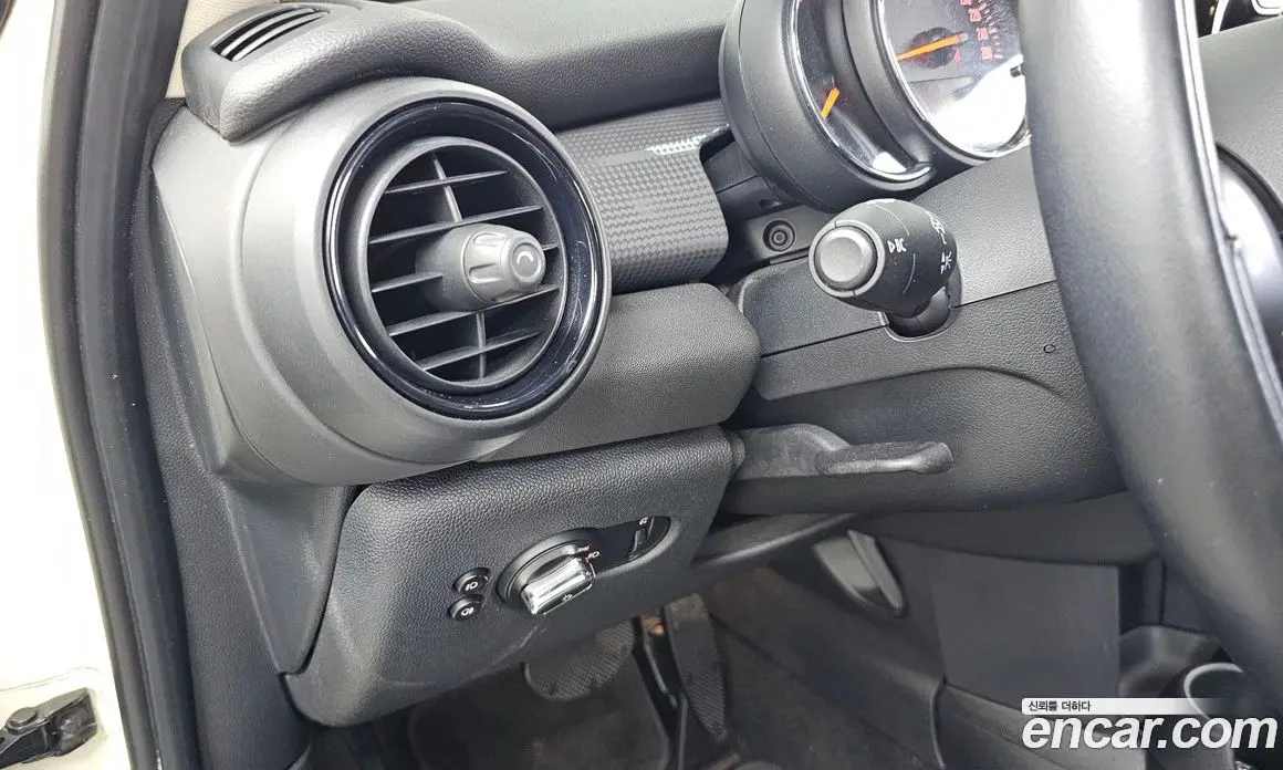 Mini Cooper 2018 1.5 автомат (гидро), фото 19 Mini Cooper 2018 1.5 автомат (гидро), фото 19